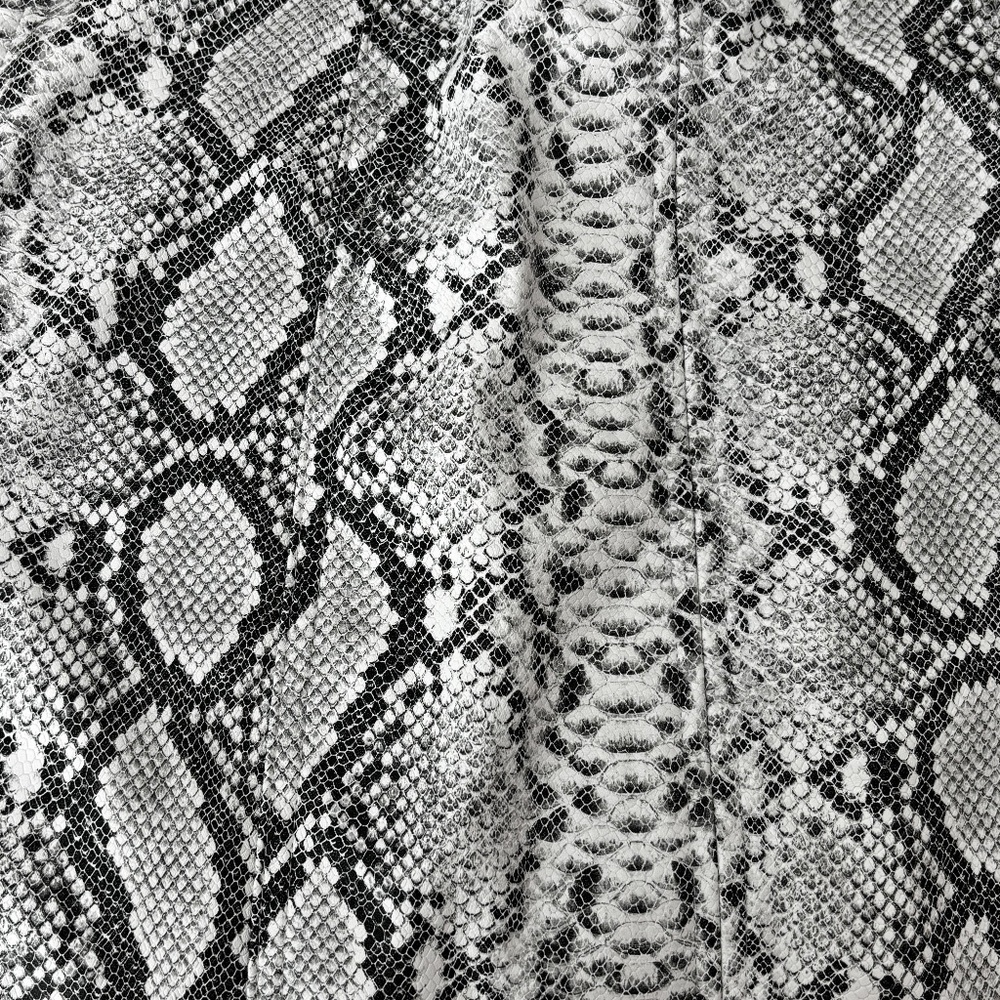 Lulus Vegan Leather Mini Skirt - Black & White Snake Print Size S/M - Picture 6 of 8
